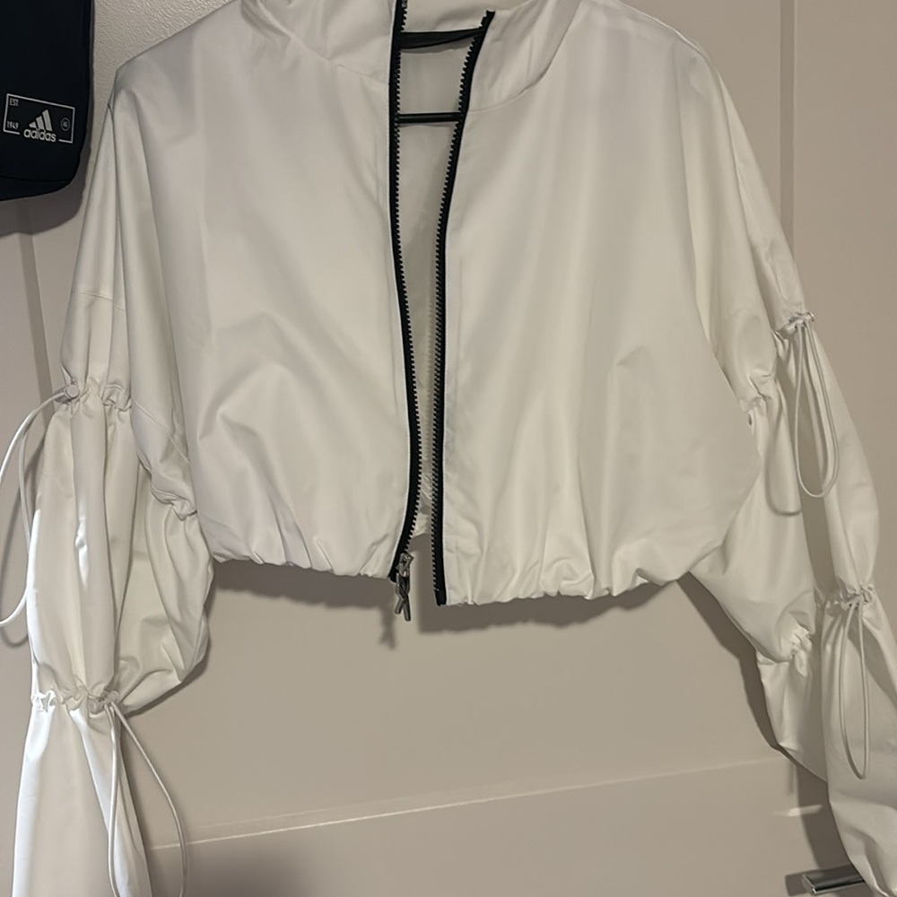 Reebok x Cardi B Collection Woven Jacket - Picture 4 of 4